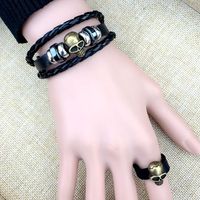 手链男韩版学生个性戒指欧美黑色骷髅头日韩非主流潮创意皮手饰品