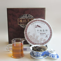 2014年湖南安化黑茶千两茶花卷茶饼600g2015礼盒装礼品包邮