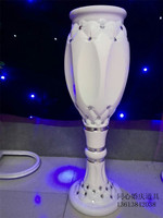 新款花瓶路引酒杯路引路引花批发新款塑料花瓶婚礼罗马柱树脂路引