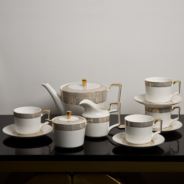 布里丝骨瓷咖啡具套装现代式家居饰品样板房客厅摆件杯碟壶茶具
