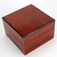 高档亮光漆木纹手表盒 中纤板珠宝首饰木盒经典手镯盒子现货