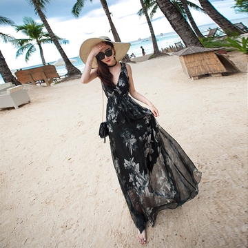 巴厘岛海滩裙沙滩裙海边度假显瘦长裙2017新款泰国中长款连衣裙夏